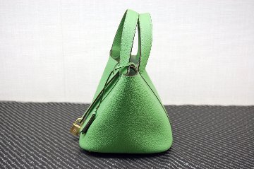 カーフレザー　インナーバッグ付バケットバッグの画像