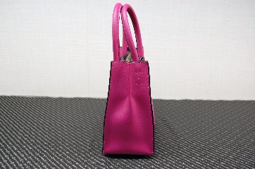 カウレザー　ミニトートバッグの画像