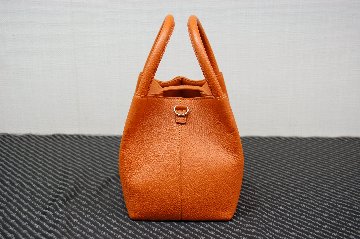 イタリアンカーフレザー　ハンドバッグの画像