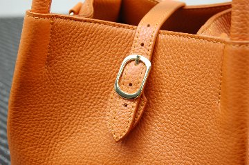 イタリアンカーフレザー　ハンドバッグの画像