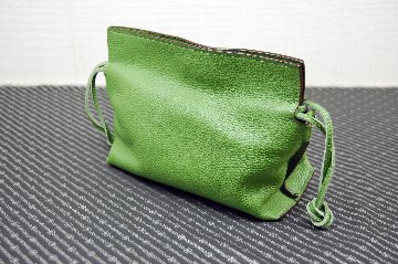 イタリアンカーフレザー　巾着ショルダーバッグの画像