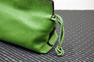 イタリアンカーフレザー　巾着ショルダーバッグの画像