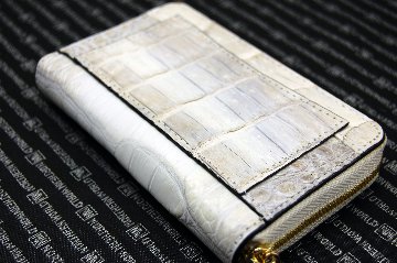 ヒマラヤクロコダイル　ラウンドファスナーミニウォレットの画像