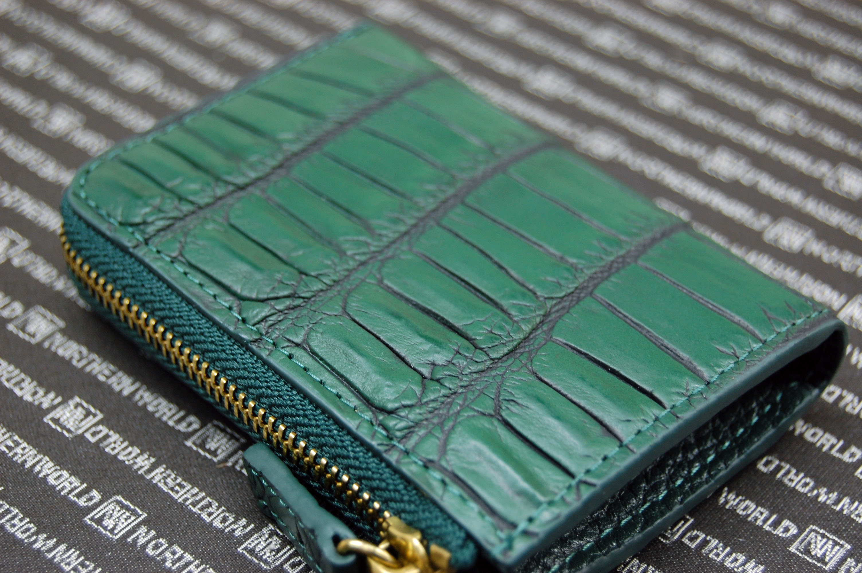 マットクロコダイル　L字ファスナー小銭入れの画像