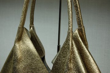 イタリアンカーフレザー　ダブルフェイスビッグトートバッグの画像