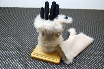 カシミヤゴート　フィンガーレスグローブの画像