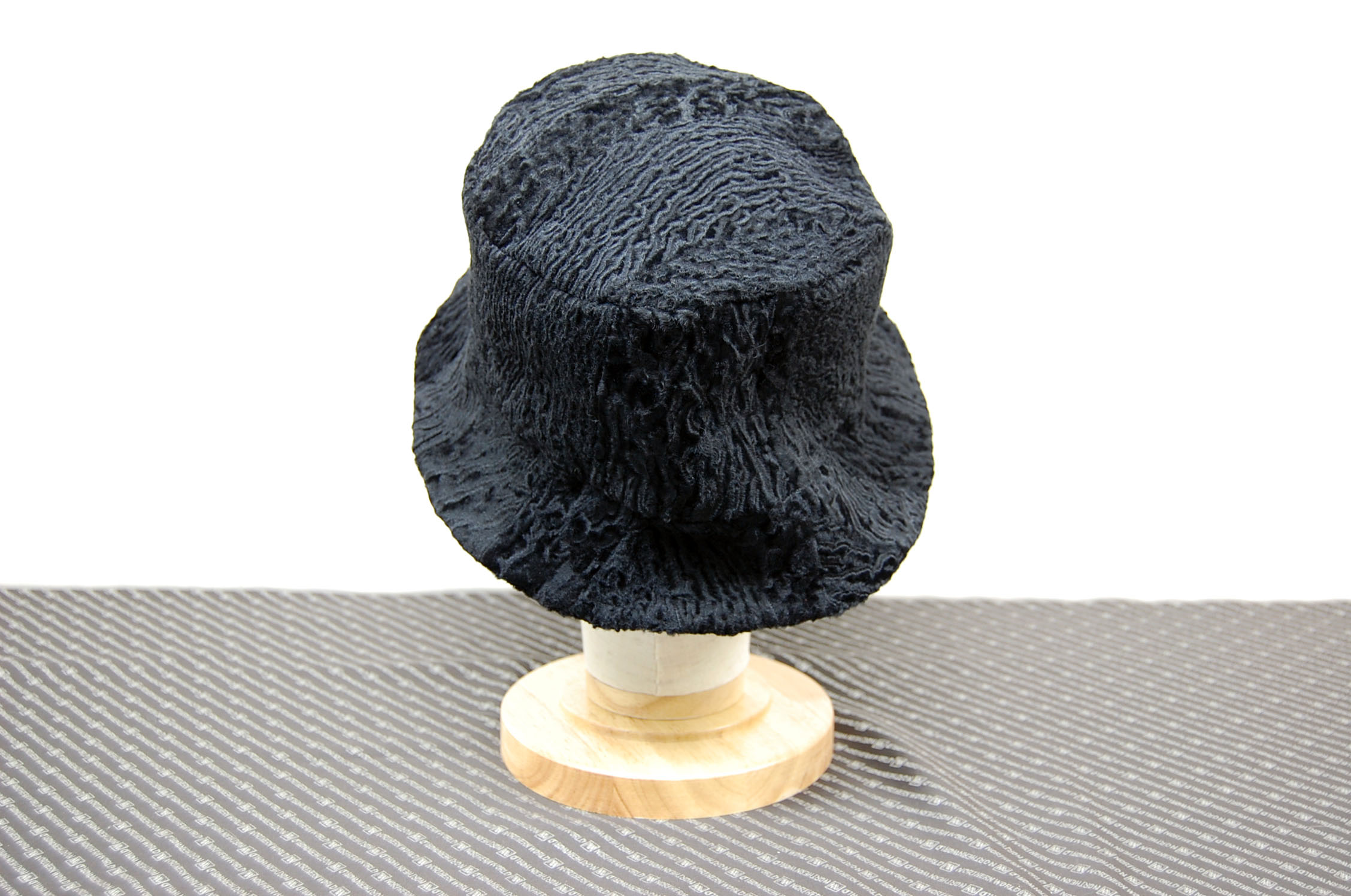 アメリカンブロードテール　バケットハットの画像