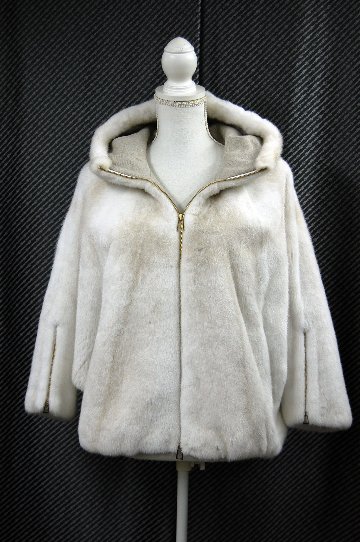パールクロスミンク　ドルマンジャケットの画像