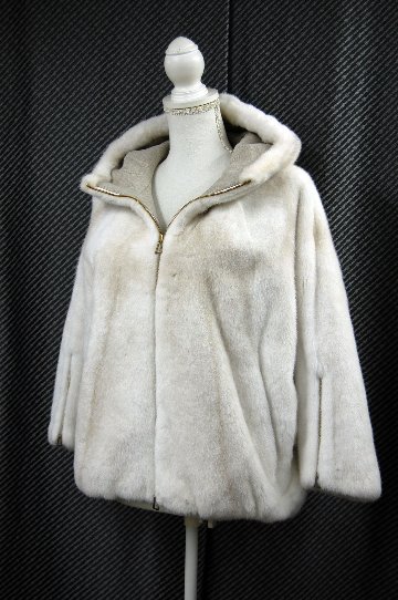 パールクロスミンク　ドルマンジャケットの画像