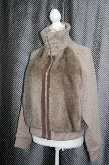 シルバーブルーミンク＆カシミヤ混ウール　ダウンジャケットの画像