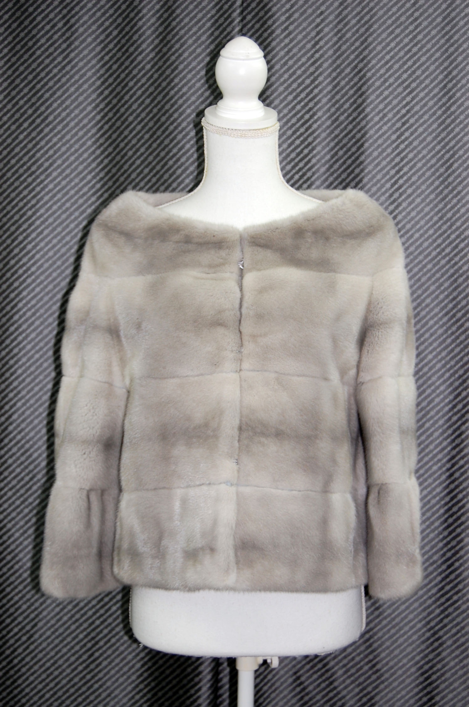 サファイアミンク　ショートジャケットの画像