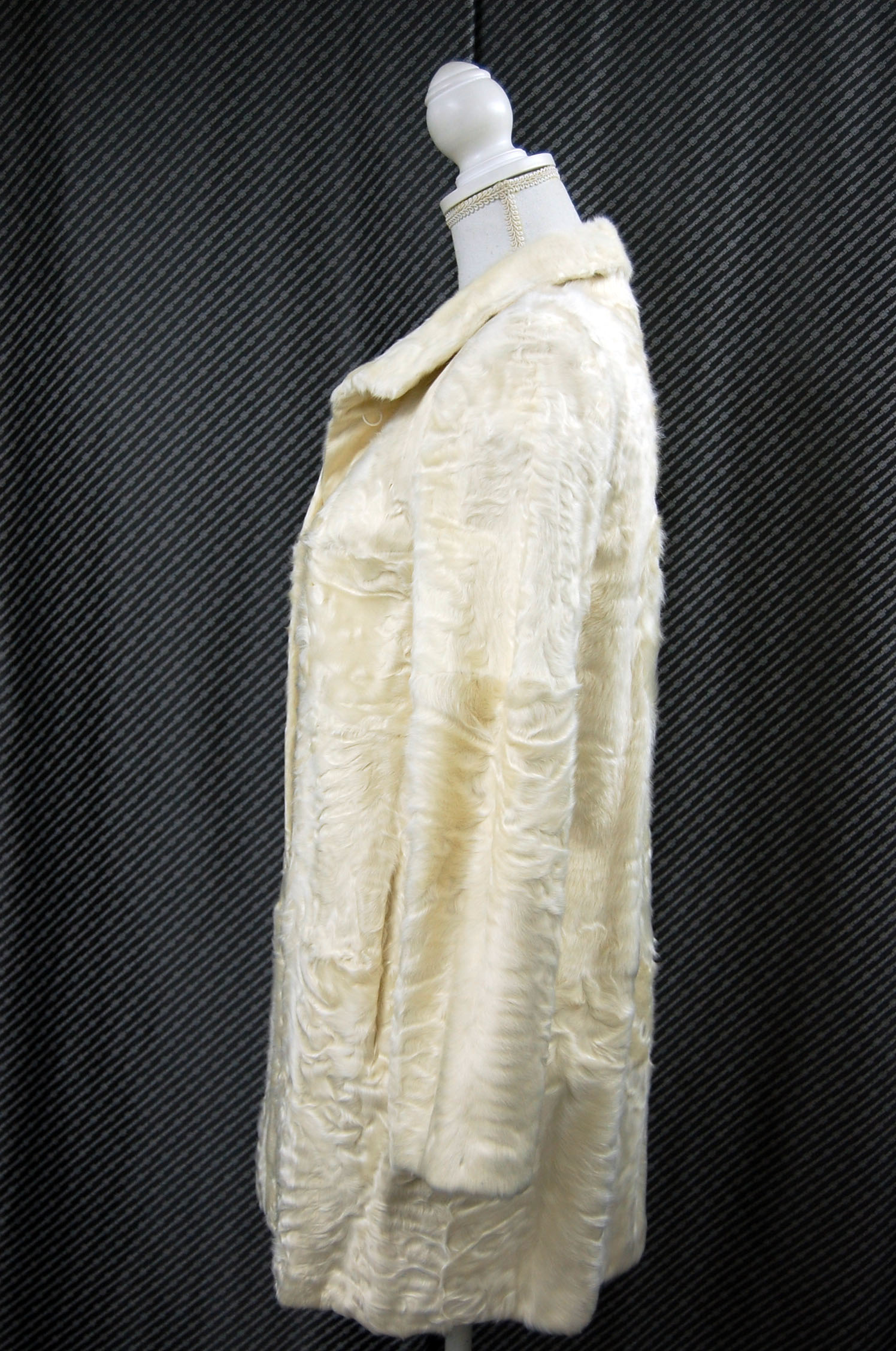 天津ラム　コートの画像