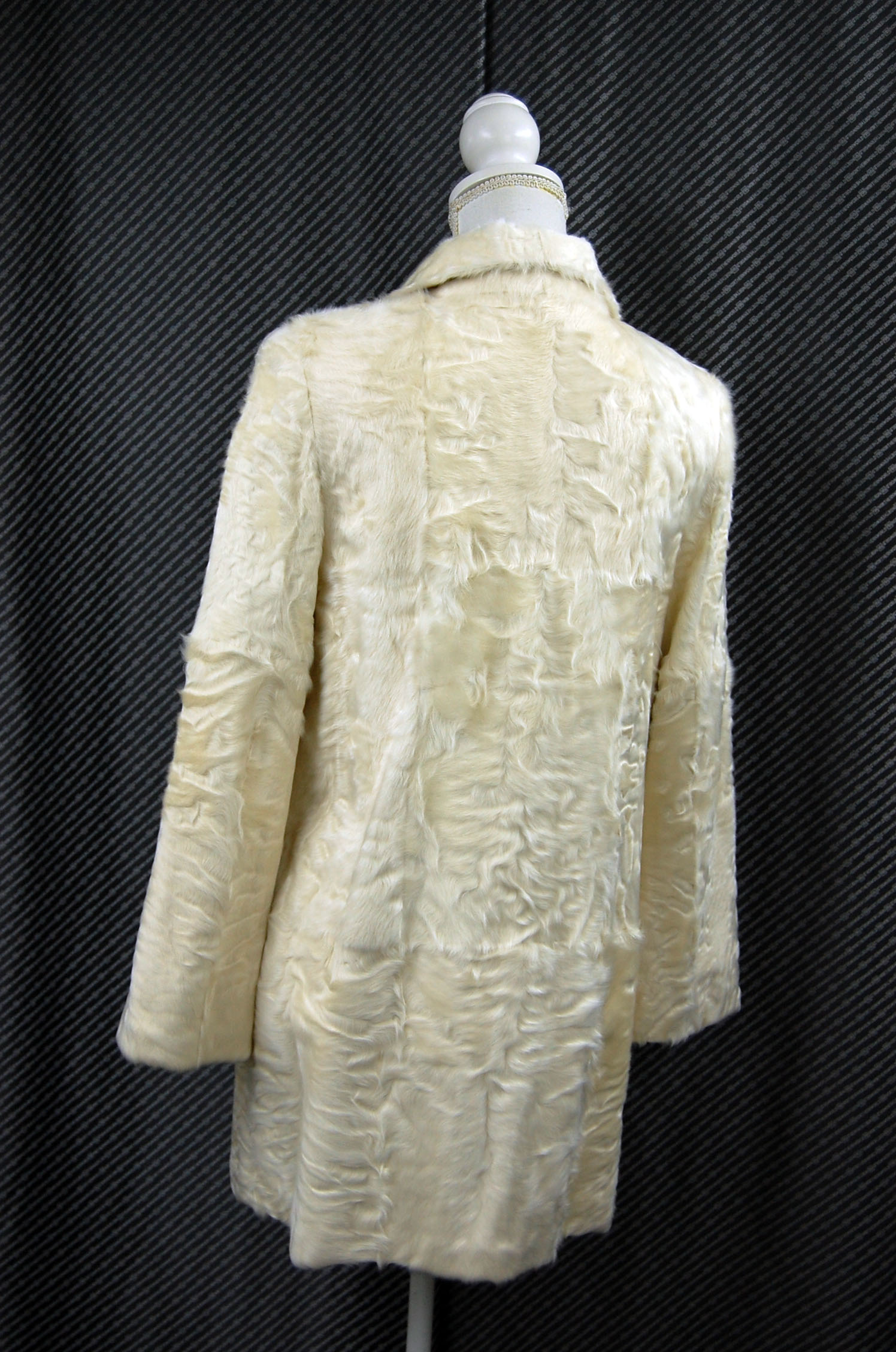 天津ラム　コートの画像