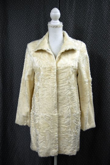 天津ラム　コートの画像