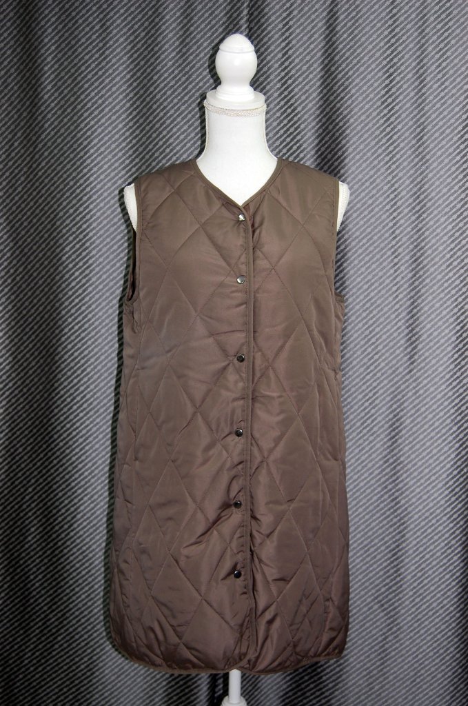 中綿入り　ロングベストの画像