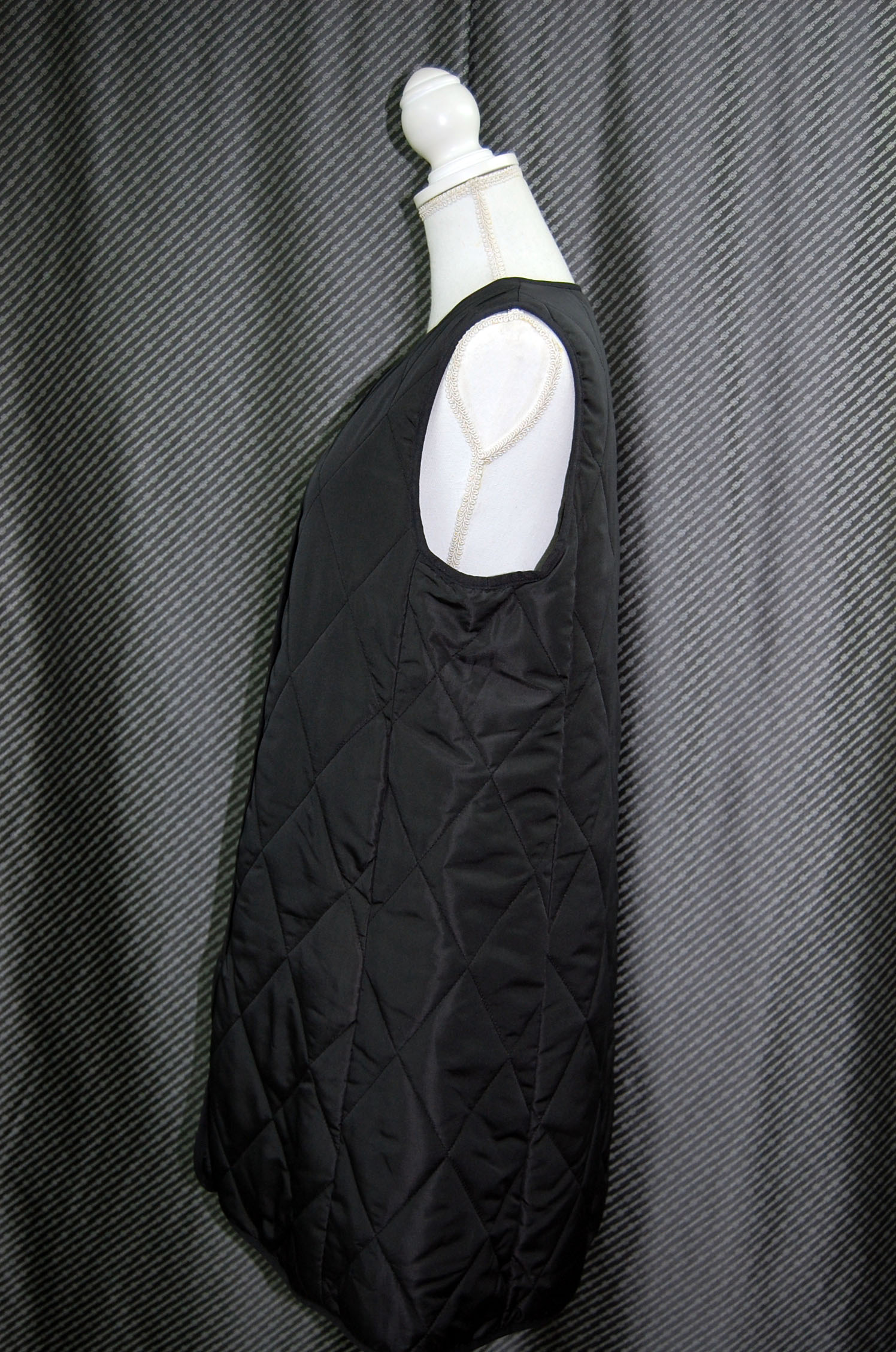 中綿入り　ロングベストの画像