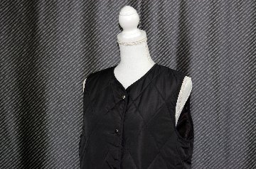 中綿入り　ロングベストの画像