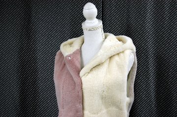 『訳あり』ヌートリア　バイカラーフーディーロングベストの画像