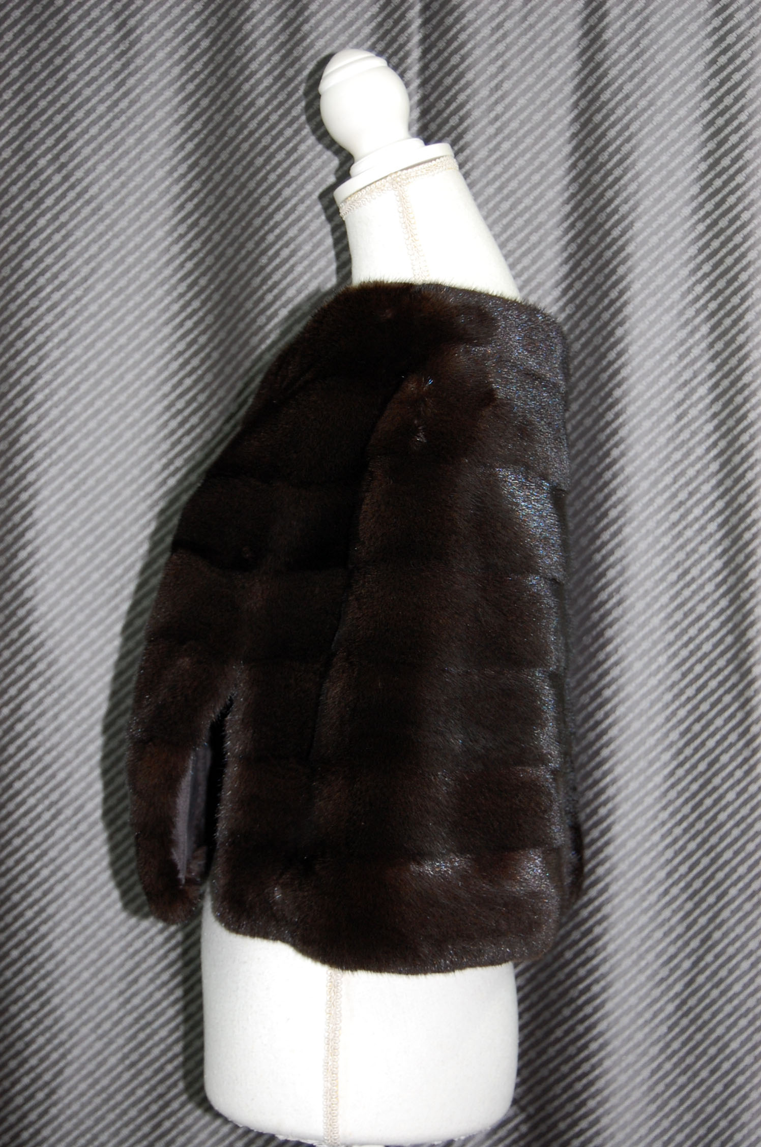 ブラックグラマミンク　スリットケープの画像