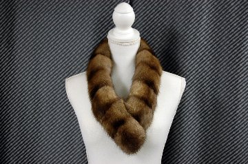 シルバリーセーブル　ダブルフェイスマフラーの画像