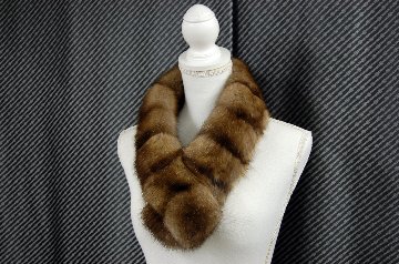 シルバリーセーブル　ダブルフェイスマフラーの画像