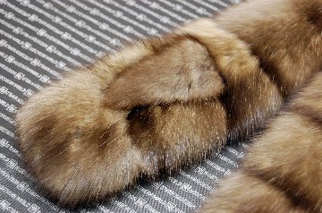 シルバリーセーブル　ダブルフェイスマフラーの画像