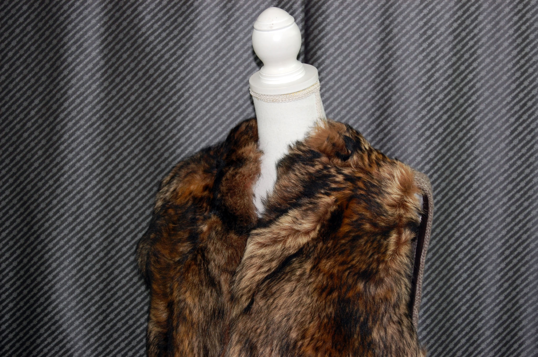 ムートン＆ニット　ベストの画像