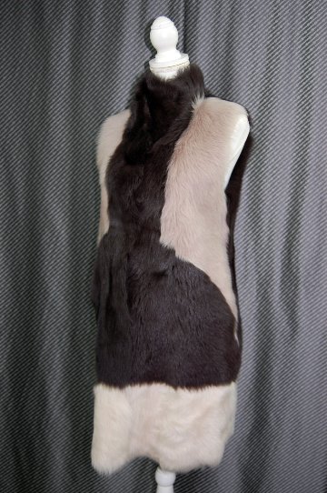 トスカーナラム　リバーシブルロングベストの画像