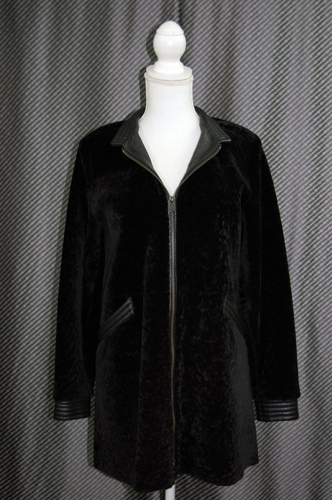 ムートン＆型押しレザー　ダブルフェイスコートの画像