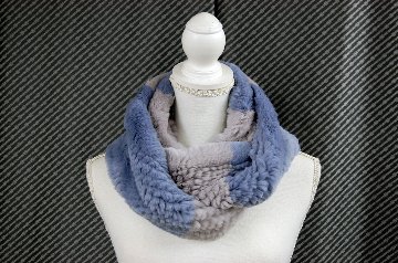 レッキスヤーン　ロングスヌードの画像