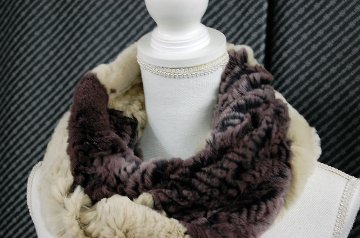 レッキスヤーン　ロングスヌードの画像