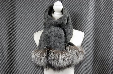 ウール＆モヘヤ混　ロングマフラー　シルバーフォックストリムの画像