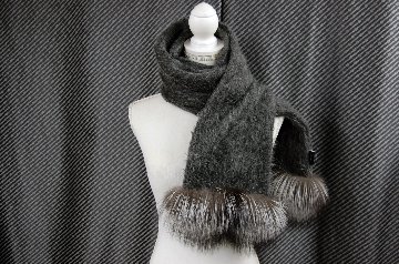 ウール＆モヘヤ混　ロングマフラー　シルバーフォックストリムの画像