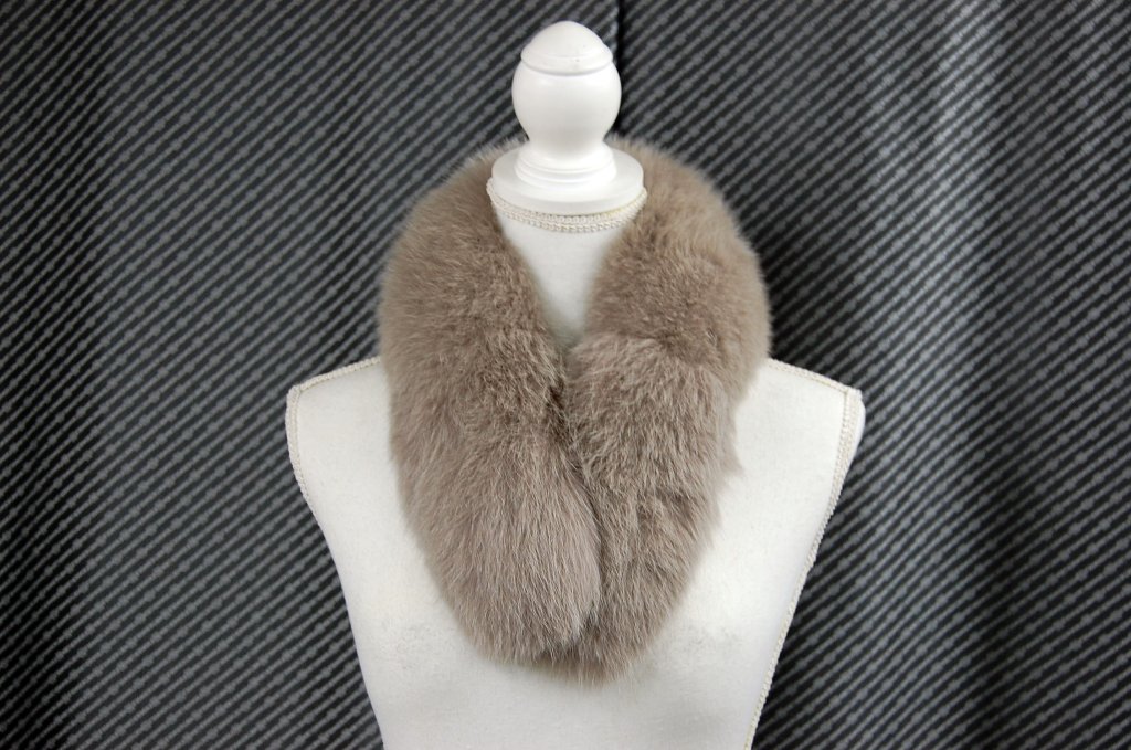 フォックス　チョーカーの画像