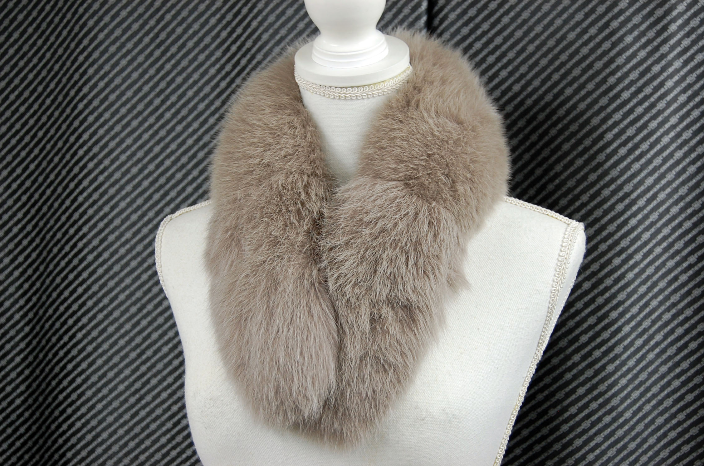 フォックス　チョーカーの画像