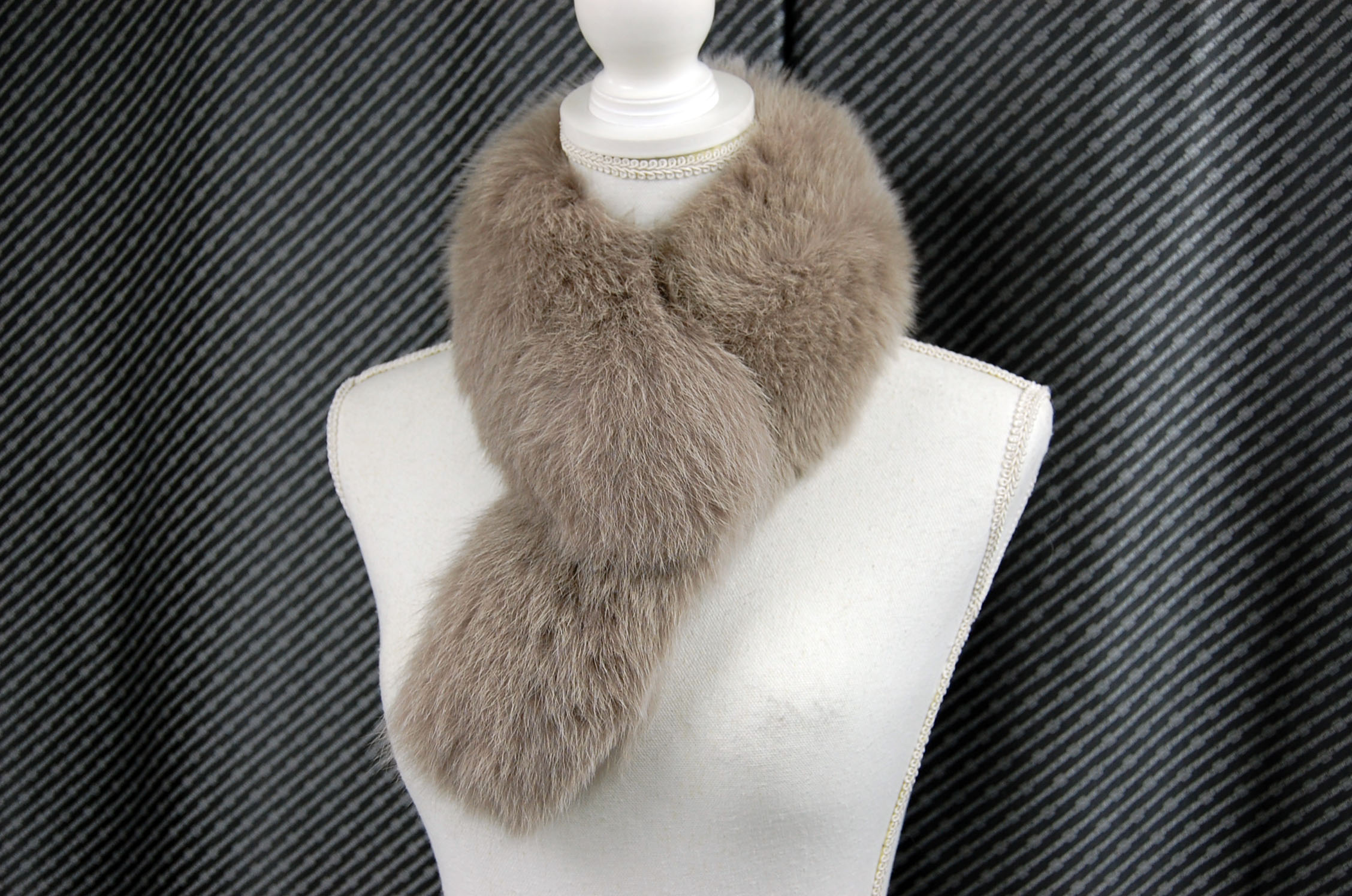 フォックス　チョーカーの画像