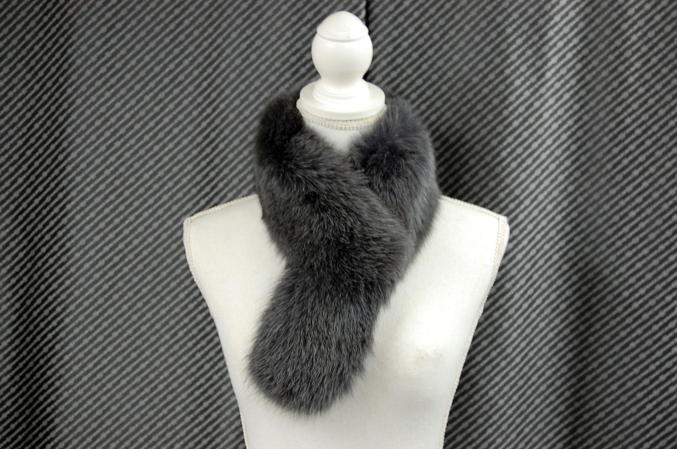 フォックス　チョーカーの画像