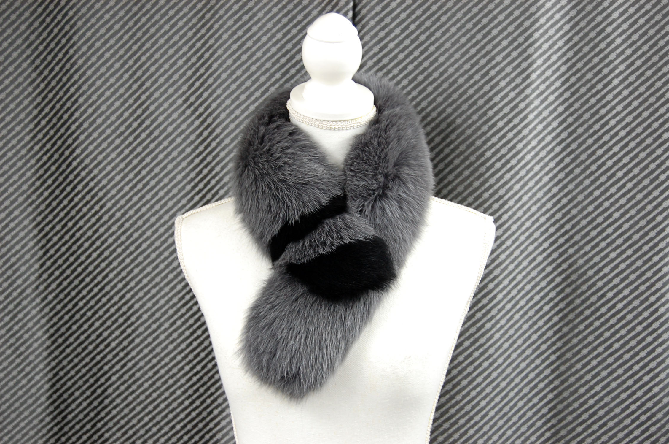 フォックス　チョーカーの画像