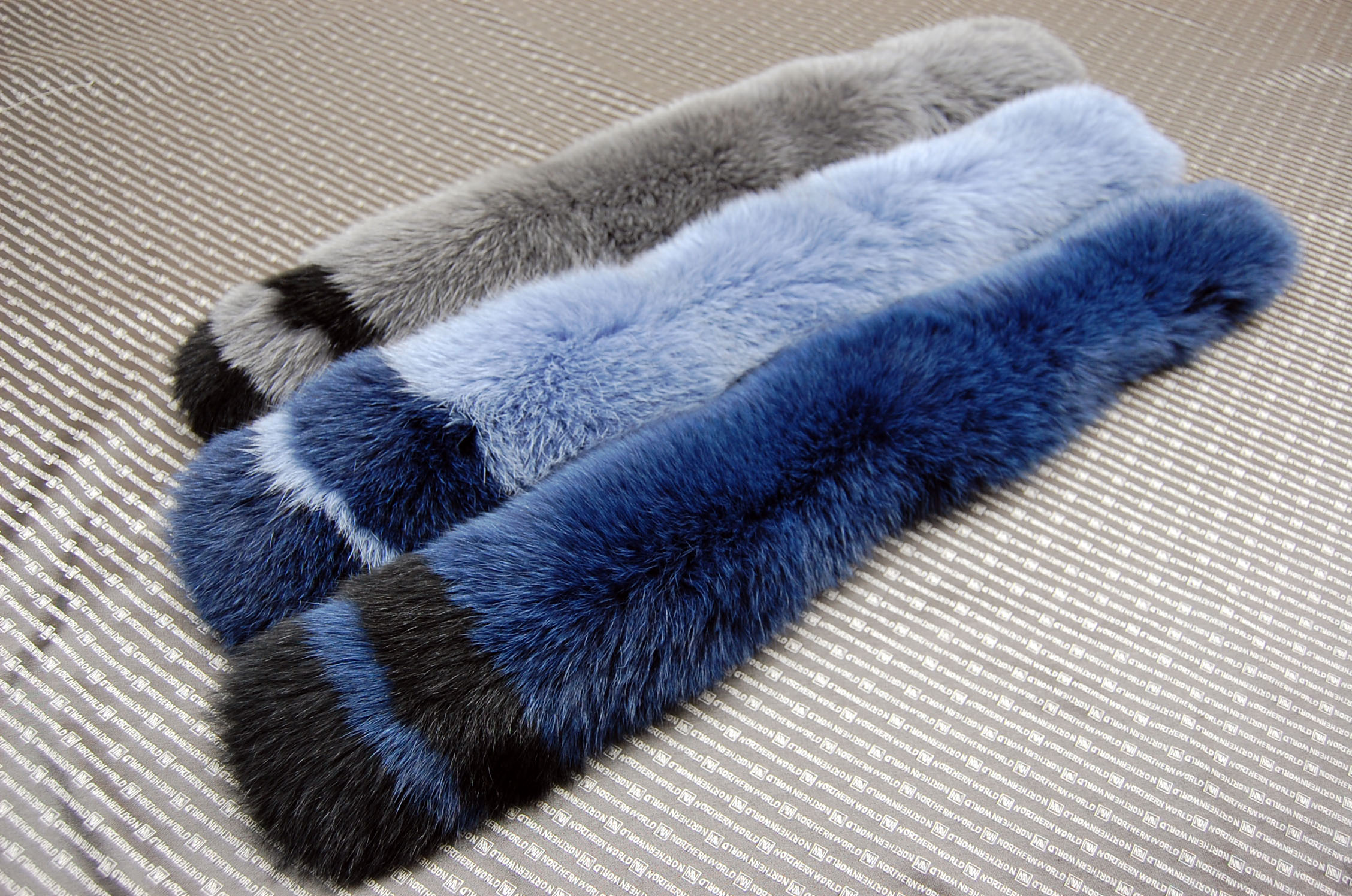 フォックス　チョーカーの画像