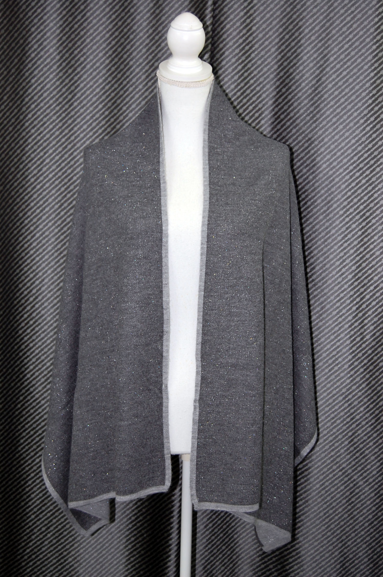 カシミヤニット　リバーシブルストールの画像