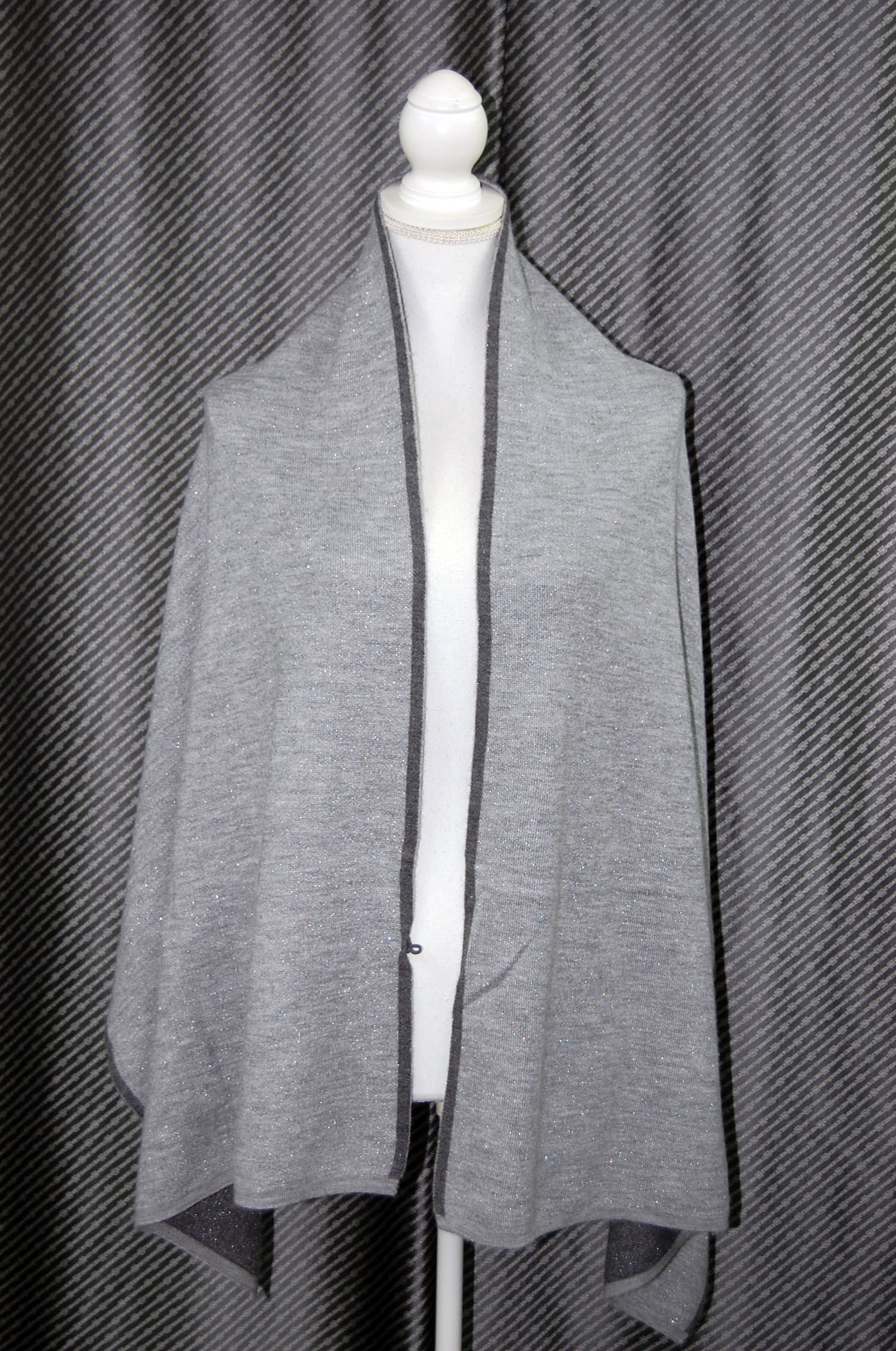 カシミヤニット　リバーシブルストールの画像