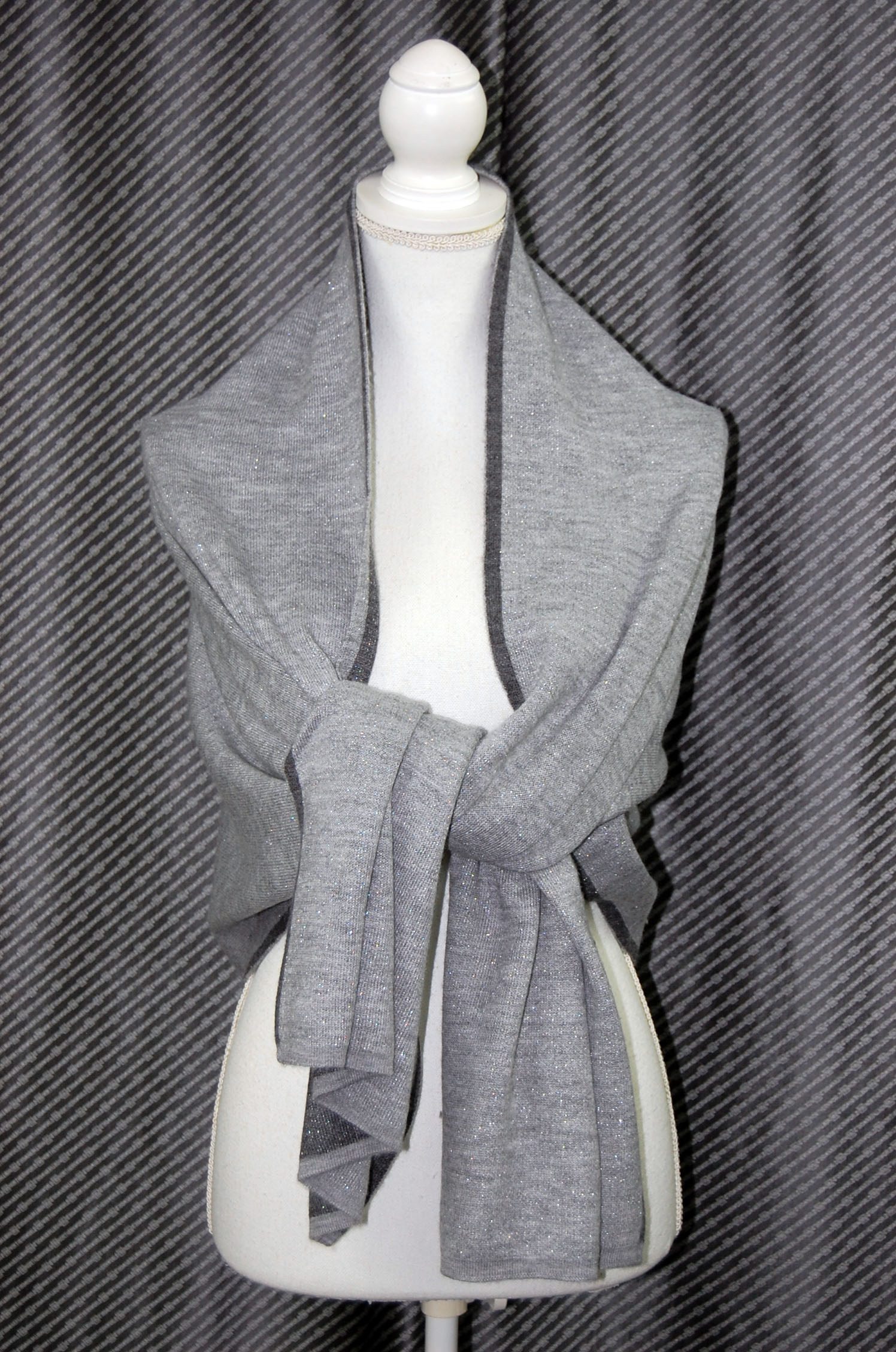 カシミヤニット　リバーシブルストールの画像