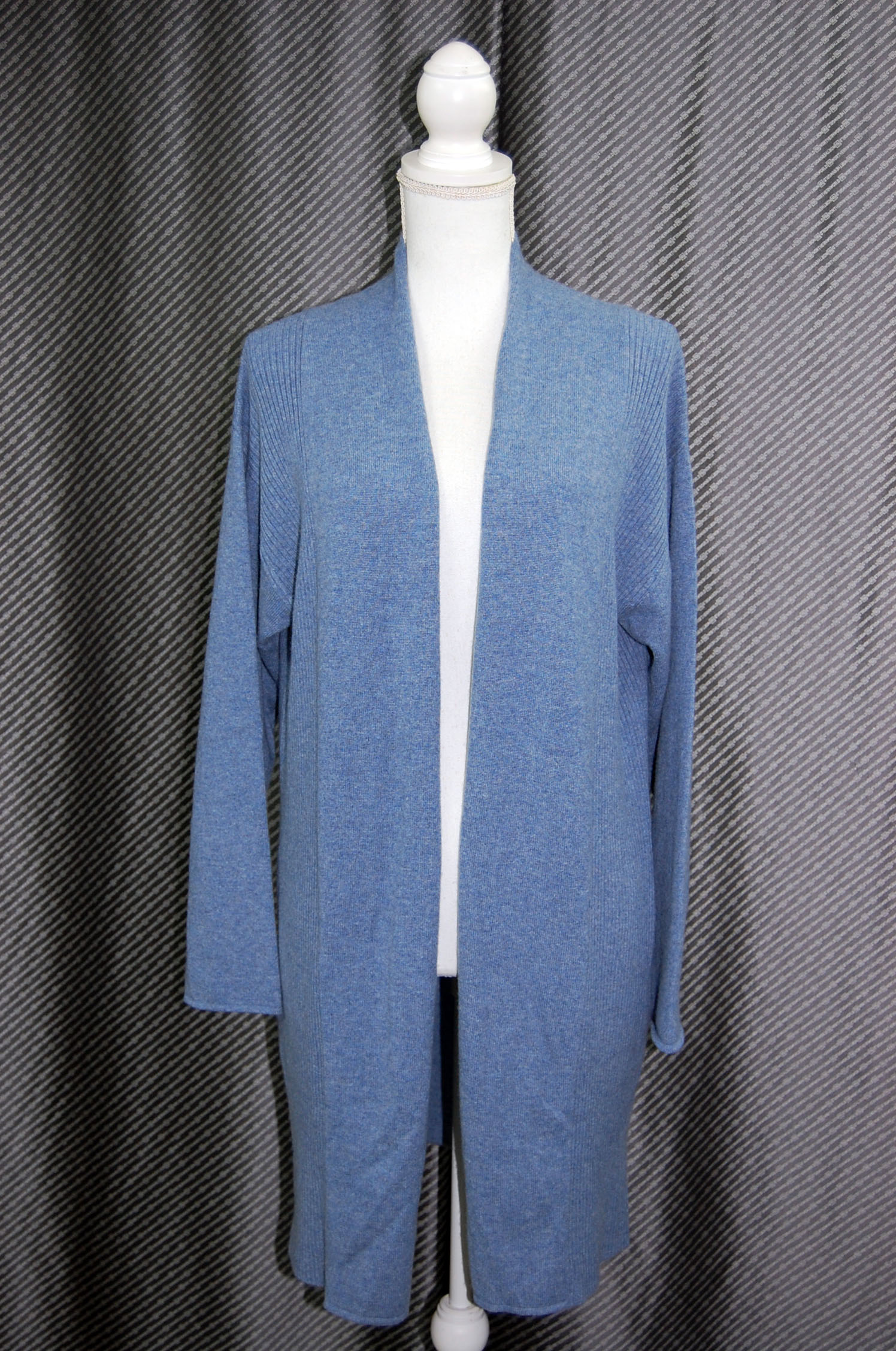 カシミヤニット　ロングカーディガンの画像