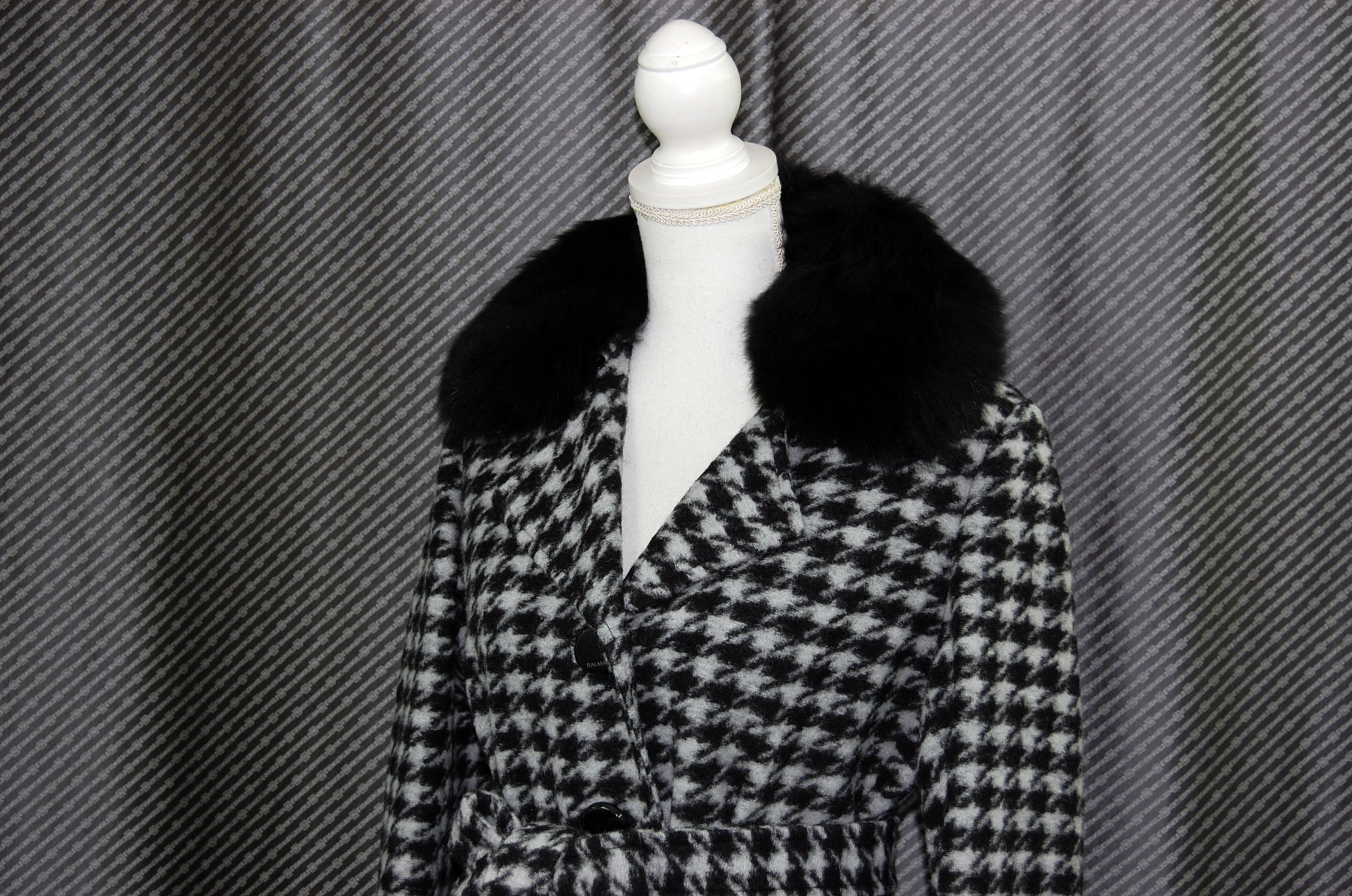 BALMAIN　千鳥柄ウール混コート　Foxカラーの画像