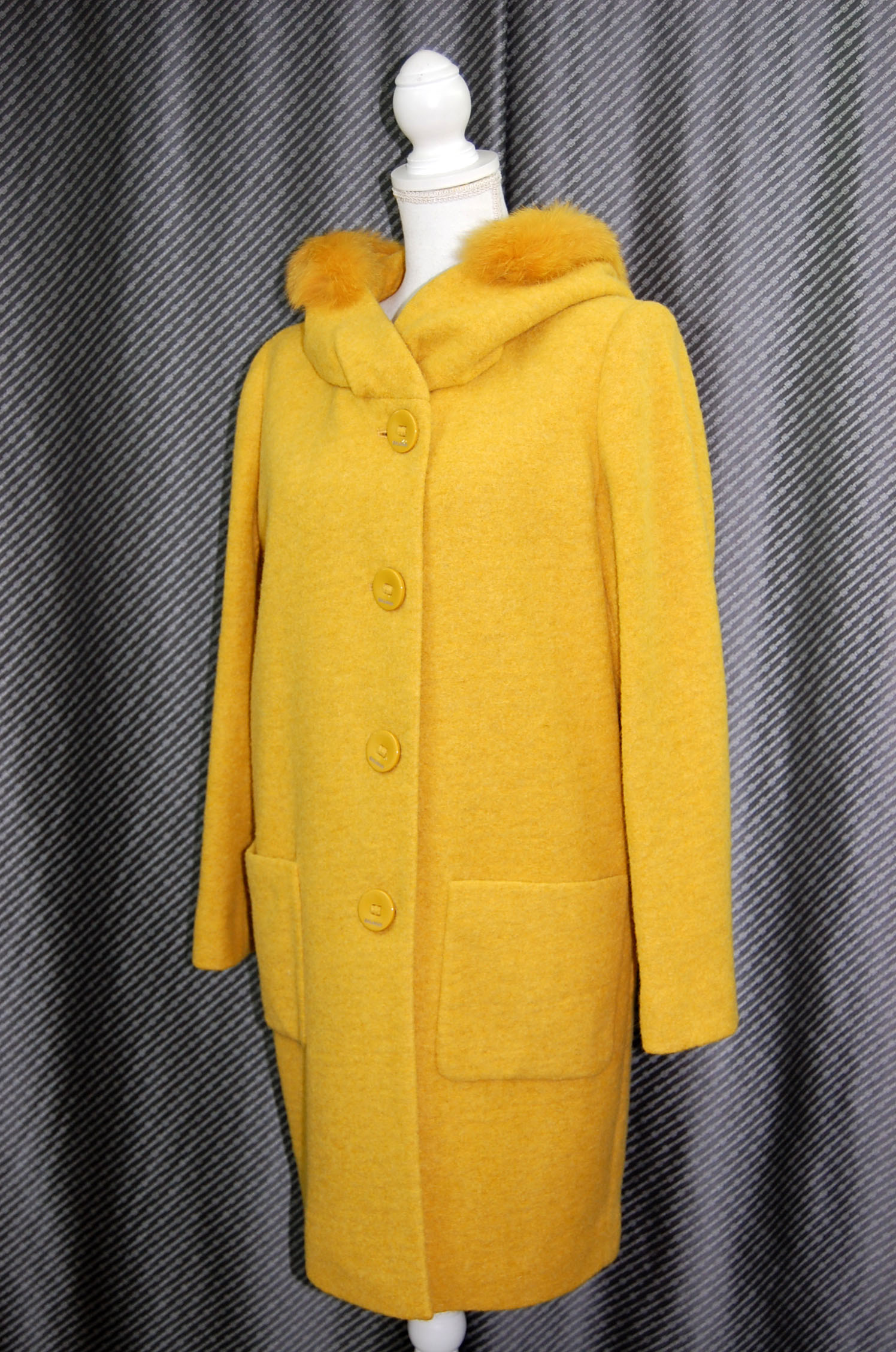 BALMAIN　ウール混フーディーコート　Foxトリムの画像