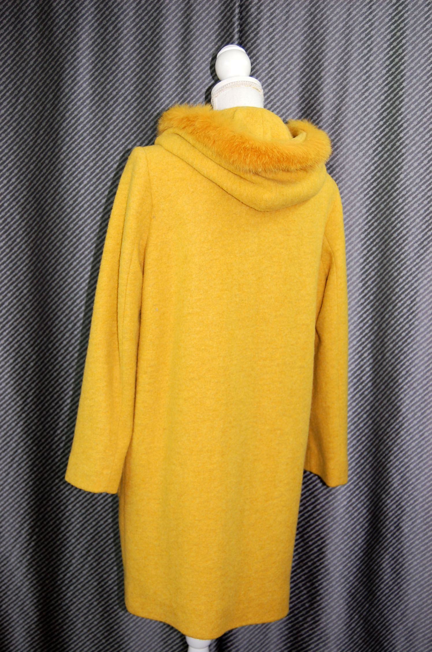 BALMAIN　ウール混フーディーコート　Foxトリムの画像