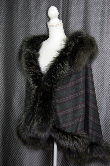 ウールストール　シルバーフォックストリムの画像