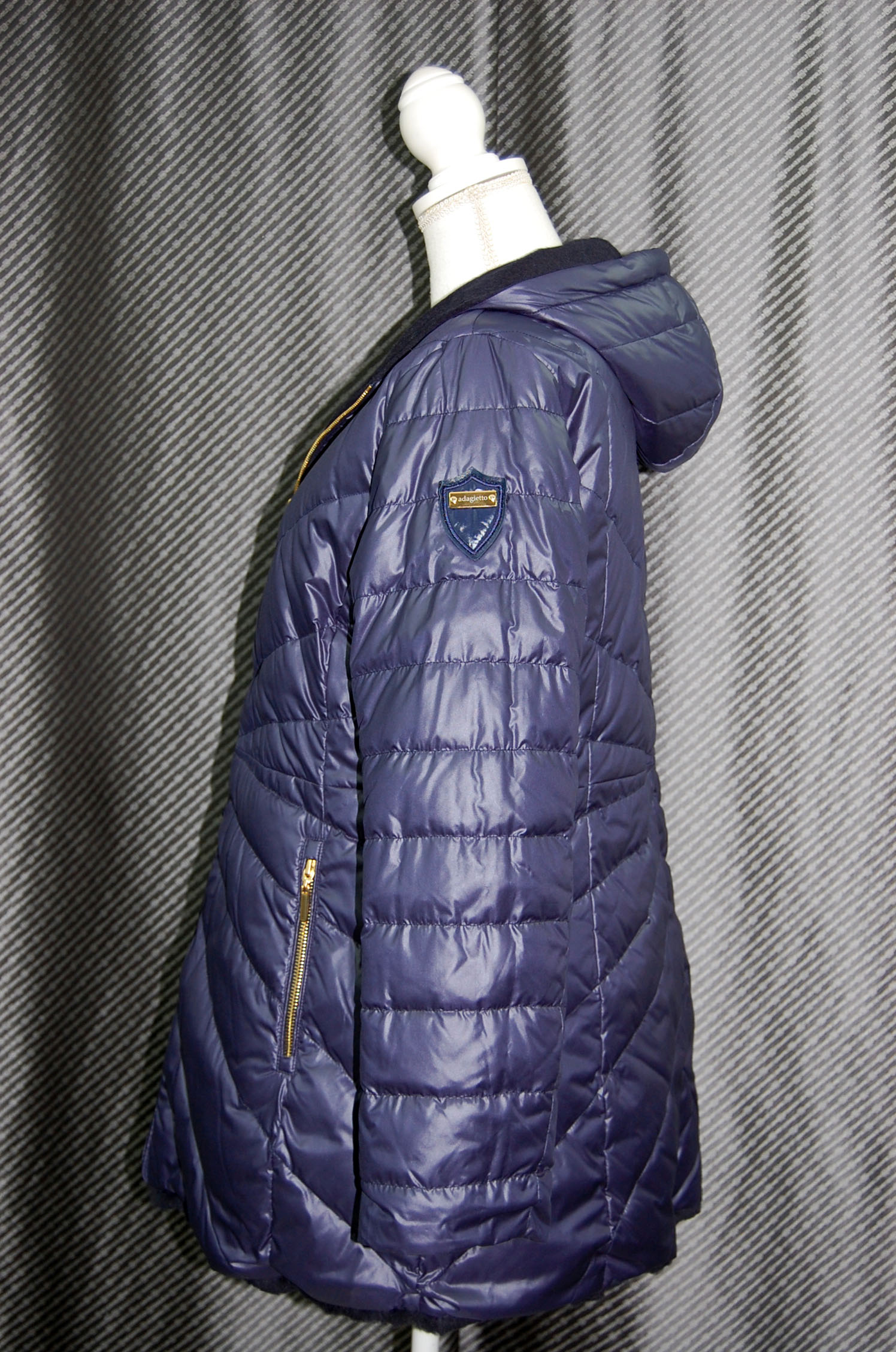 レッキスファー使い　ウール混＆ダウンリバーシブルフーディーコートの画像