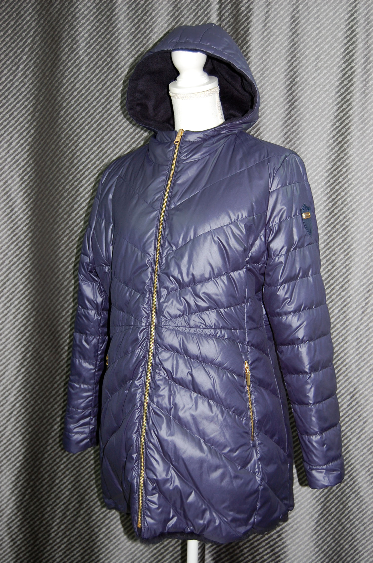 レッキスファー使い　ウール混＆ダウンリバーシブルフーディーコートの画像