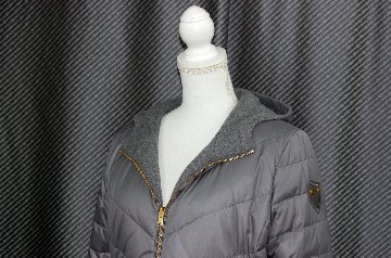 レッキスファー使い　ウール混＆ダウンリバーシブルフーディーコートの画像